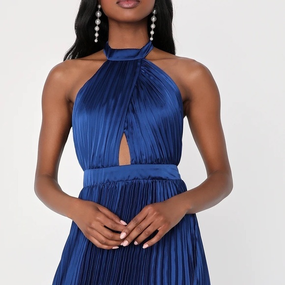 NWOT Midnight Moves Navy Blue Pleated Satin Cutout Halter Maxi Dress - Picture 3 of 8